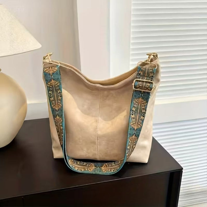 Talia’s Chic Wanderer | Pattern-Strap Shoulder Bag