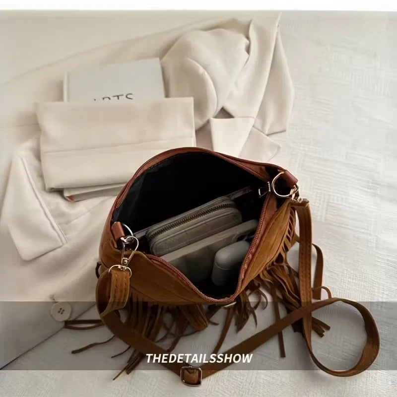 Aubrey’s Rustic Elegance | Suede Fringe Bag
