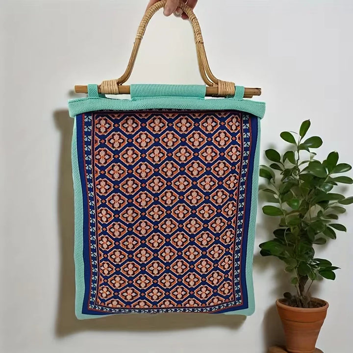 Elise’s Heritage Style | Retro Print Handbag